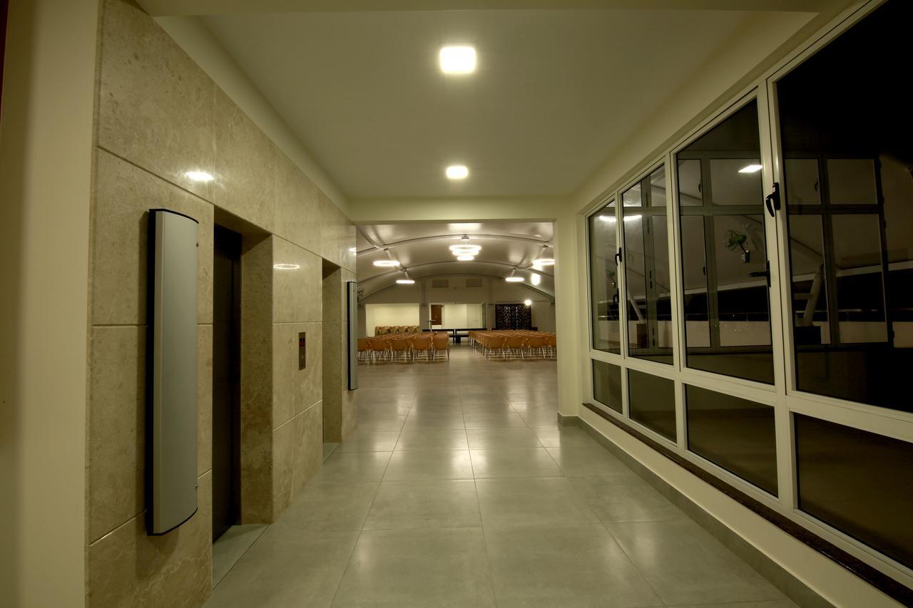Palguni Residency Hotel Hassan Ngoại thất bức ảnh